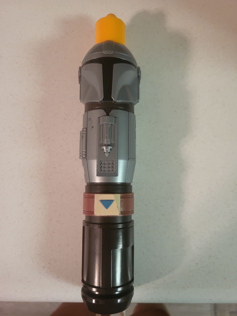 Hasbro Star Wars The Mandalorian Toy Lightsaber Orange Gray Brown 2020